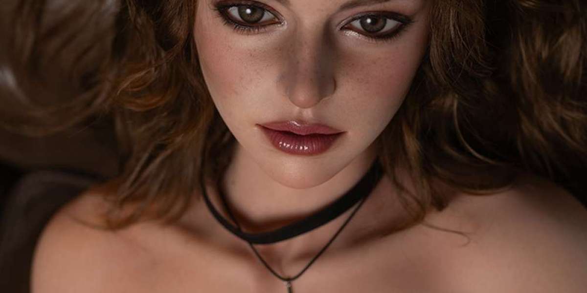 Fraudoll TPE- vs. Silikonpuppen im Vergleich