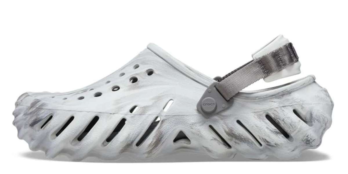 แนะนำรองเท้า CROCS รุ่นคลาสสิก ใส่สบายและใช้งานง่าย