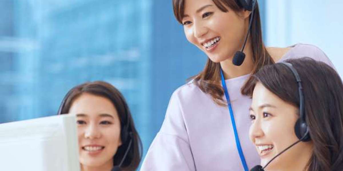 The Executive Guide to Building a Marketing Center of Excellence