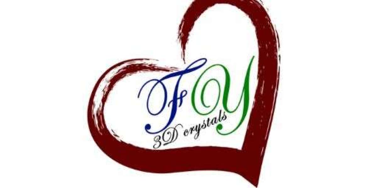 Celebrate Success with a Personalized Graduation Crystal Award with Photo