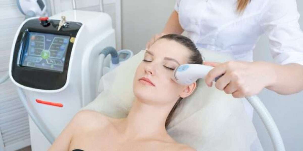 What Are the Principles of a Non-Surgical Facelift?