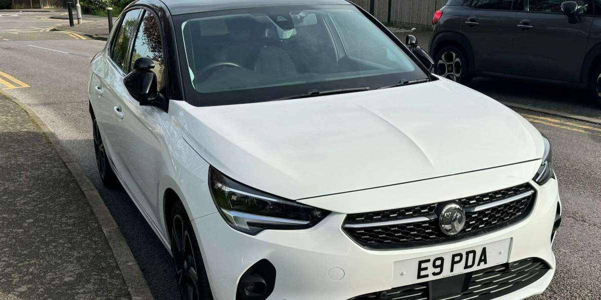 Learn Technical Skills in Driving Lessons Chingford, London