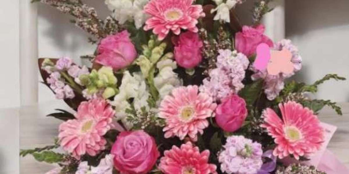 The Role of Fresh Flowers in Creating Memorable Celebrations